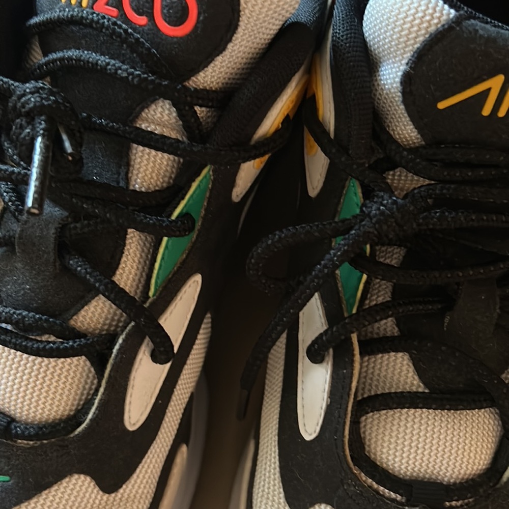 Nike sneakers - Picture 15 of 16
